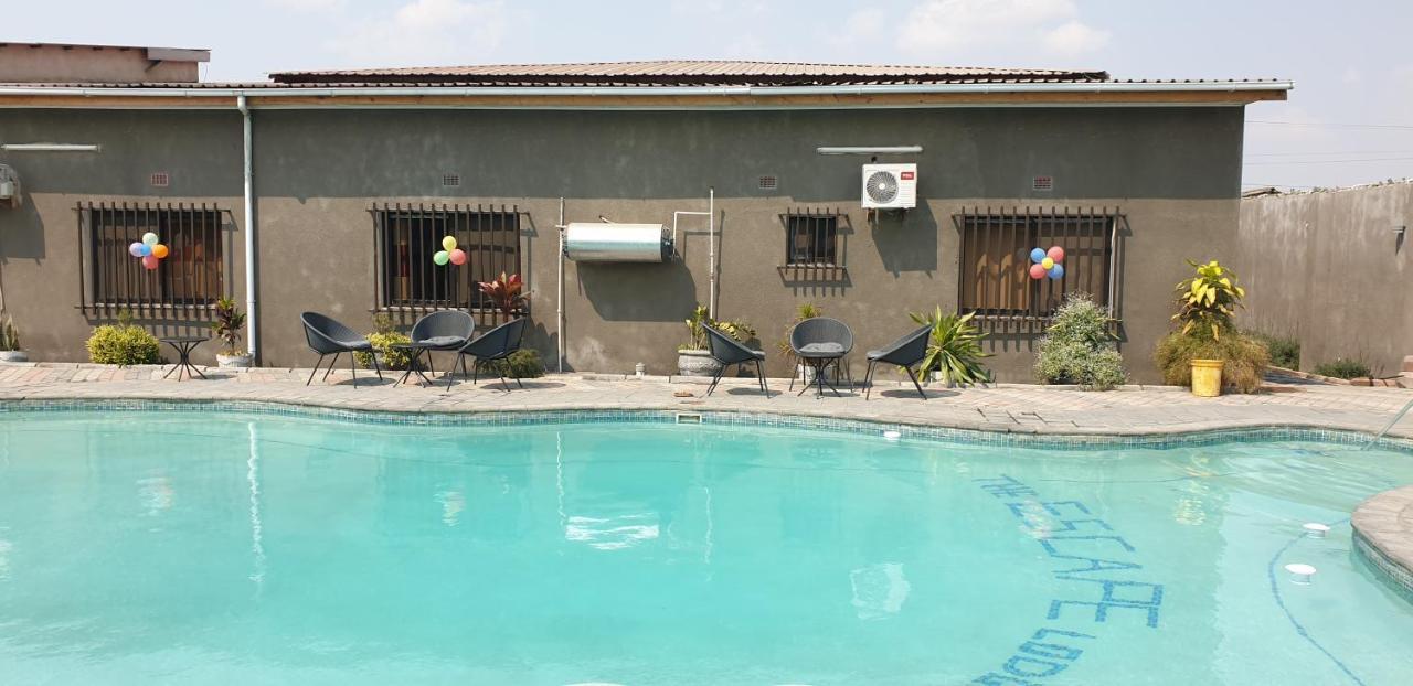 The Escape Lodge Lusaka Exterior foto